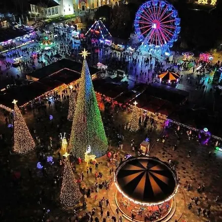 Skanderbeg Square * Tirana