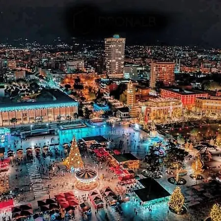 Skanderbeg Square Appartamento *