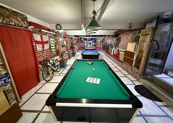 Skanderbeg Square * Tirana